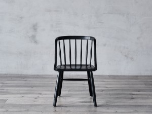 Mantsa Mangitngit nga Kolor Solid nga kahoy Dining Chair