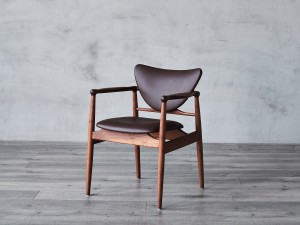 Kofi Shandisa Wood Furniture Dining Chairs