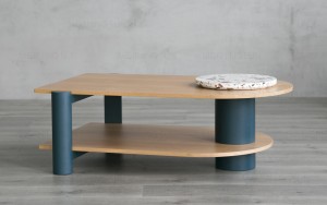 Mesa de centro italiana de madera con mármol