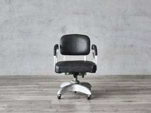 Bürostuhl aus Aluminium mit gepolstertem Rücken und Sitz